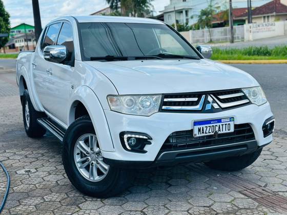 MITSUBISHI L200 TRITON 2017