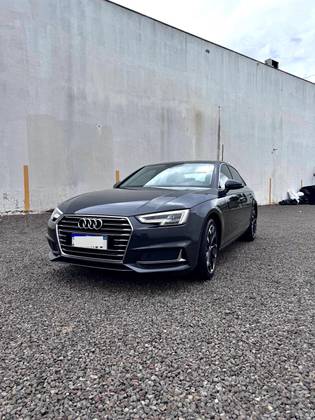 AUDI A4 2019