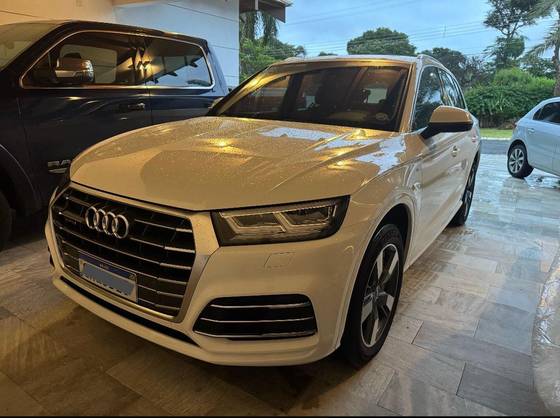 AUDI Q5 2020