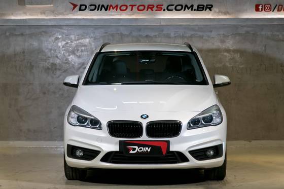 BMW 220i 2018