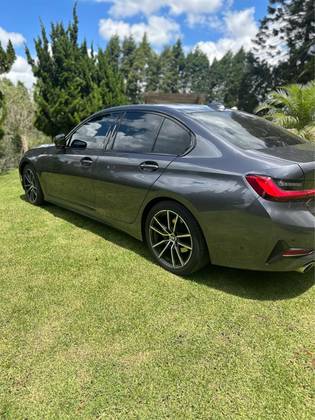 BMW 320i 2021
