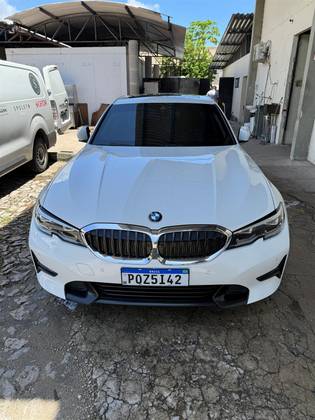 BMW 320i 2021