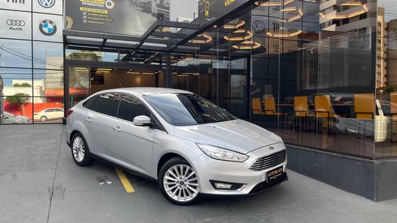 FORD FOCUS 2016