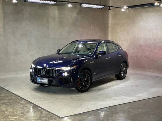 MASERATI LEVANTE 2019
