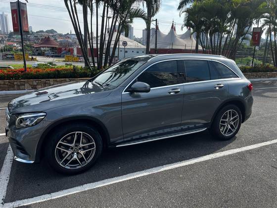 MERCEDES-BENZ GLC 250 2019