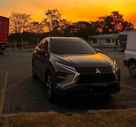 MITSUBISHI ECLIPSE CROSS 2023
