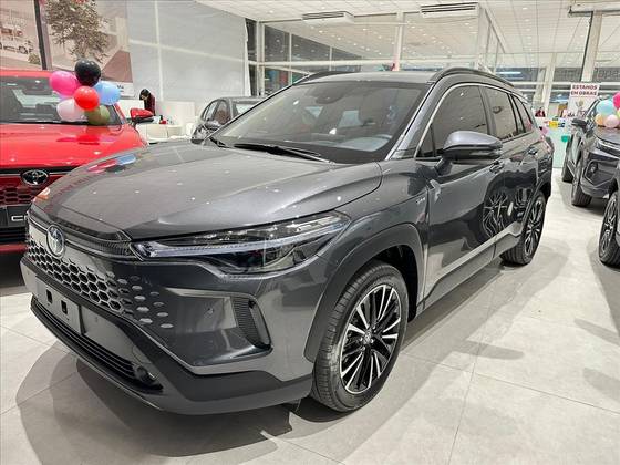 TOYOTA COROLLA CROSS 2026