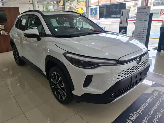 TOYOTA COROLLA CROSS 2026