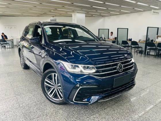 VOLKSWAGEN TIGUAN 2024