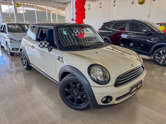 MINI COOPER 2011