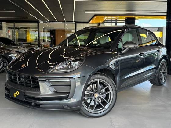 PORSCHE MACAN 2024