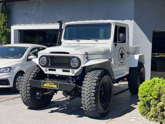 TOYOTA BANDEIRANTE 1962