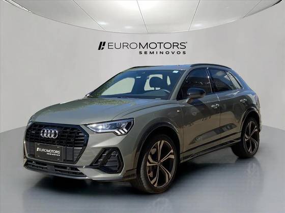 AUDI Q3 2024