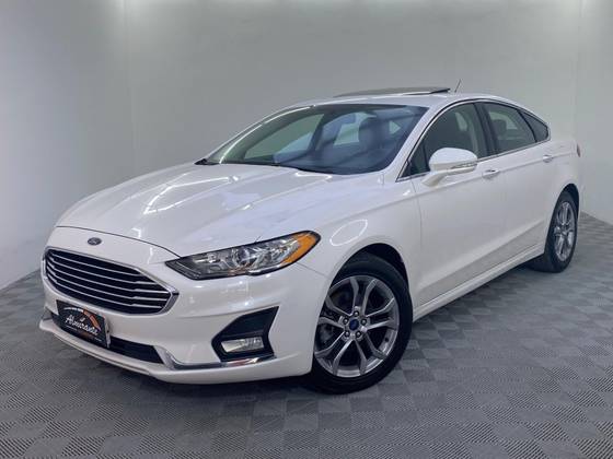 FORD FUSION 2019