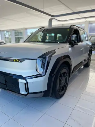 KIA EV9 2025