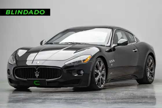 MASERATI GRANTURISMO 2009