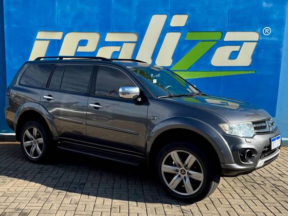 MITSUBISHI PAJERO DAKAR 2016