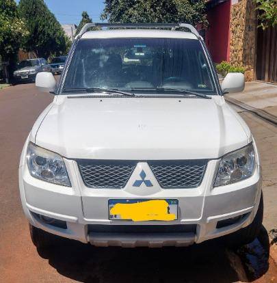 MITSUBISHI PAJERO TR4 2014