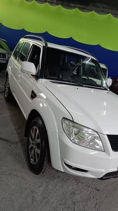 MITSUBISHI PAJERO TR4 2013