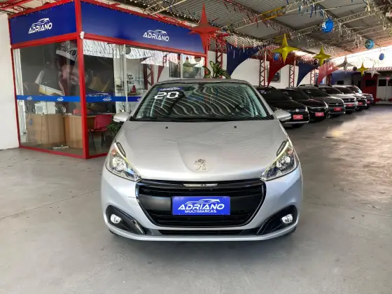 PEUGEOT 208 2020