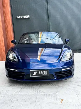 PORSCHE 718 2024