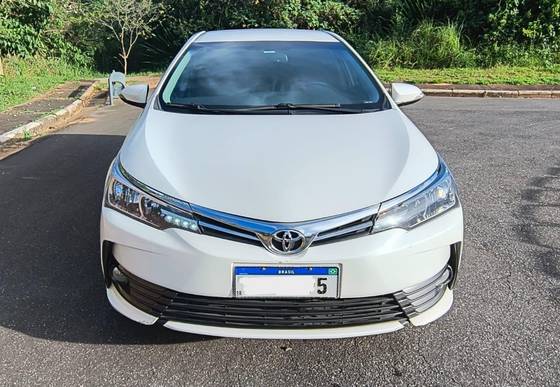 TOYOTA COROLLA 2019