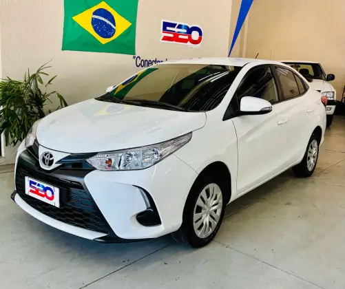 TOYOTA YARIS 2023