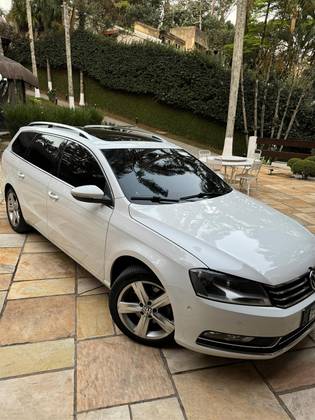 VOLKSWAGEN PASSAT 2014