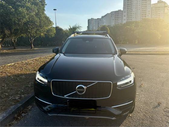 VOLVO XC90 2019