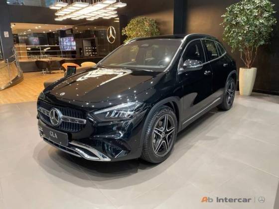 MERCEDES-BENZ GLA 200 2025