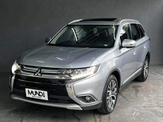 MITSUBISHI OUTLANDER 2017