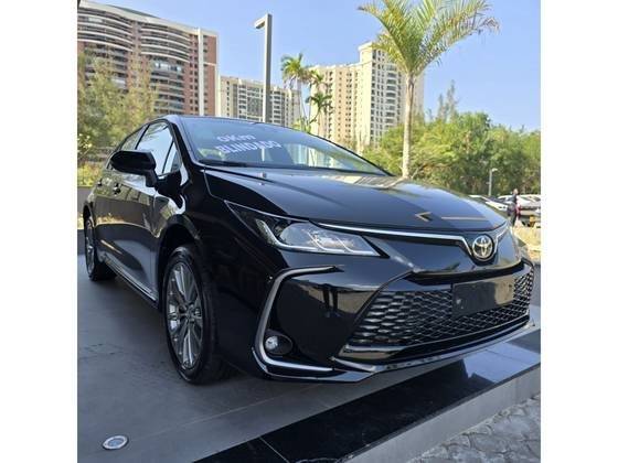 TOYOTA COROLLA 2025