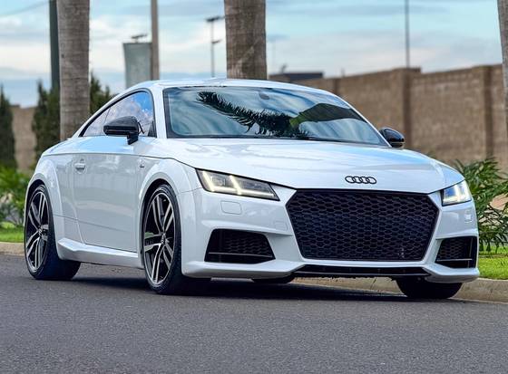AUDI TT 2016