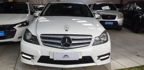 MERCEDES-BENZ C 200 2013
