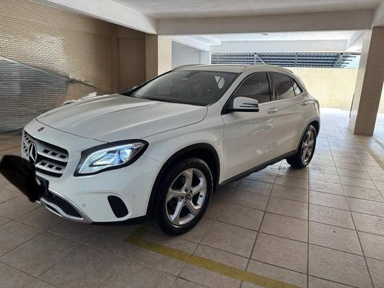 MERCEDES-BENZ GLA 200 2018