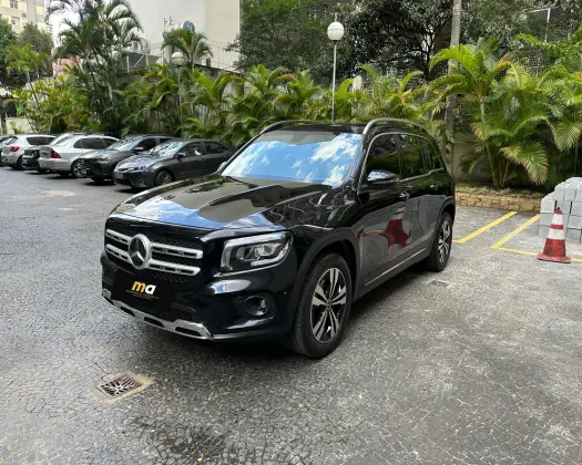 MERCEDES-BENZ GLB 200 2021