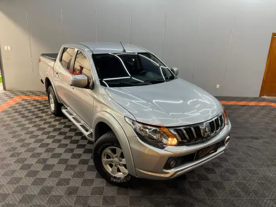 MITSUBISHI L200 TRITON 2019