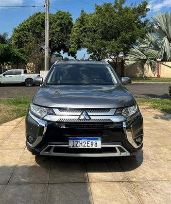 MITSUBISHI OUTLANDER 2019