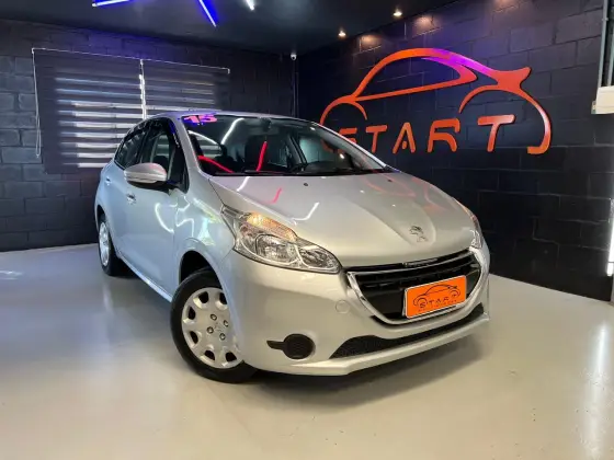 PEUGEOT 208 2015