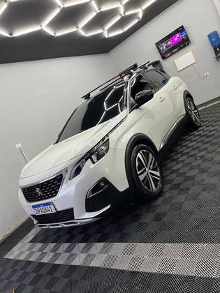 PEUGEOT 3008 2019