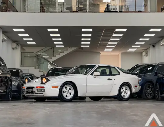 PORSCHE 944 1986