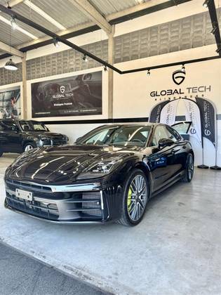 PORSCHE PANAMERA 2025