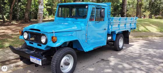 TOYOTA BANDEIRANTE 1977