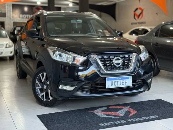 NISSAN KICKS 2018