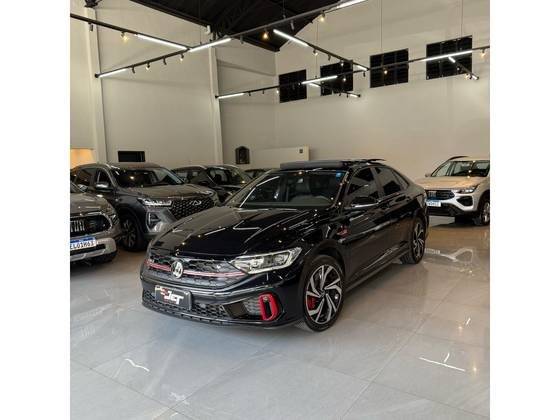 VOLKSWAGEN JETTA 2024