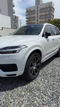VOLVO XC90 2019