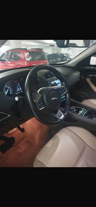 JAGUAR F-PACE 2018