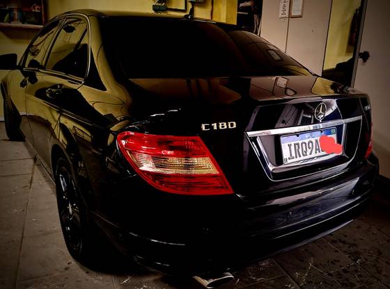 MERCEDES-BENZ C 180 2011