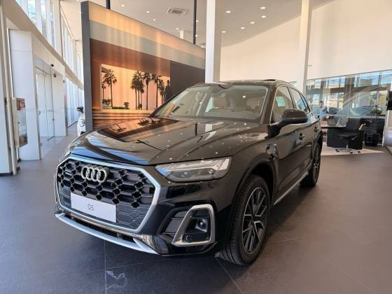 AUDI Q5 2025