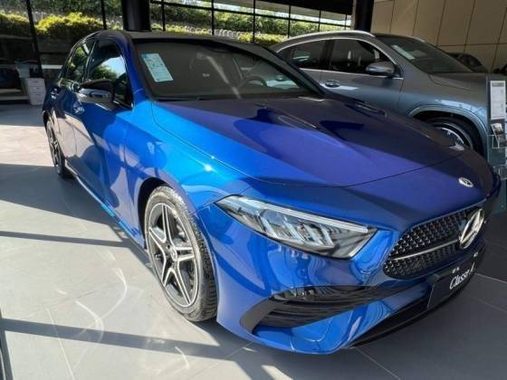 MERCEDES-BENZ A 200 2025